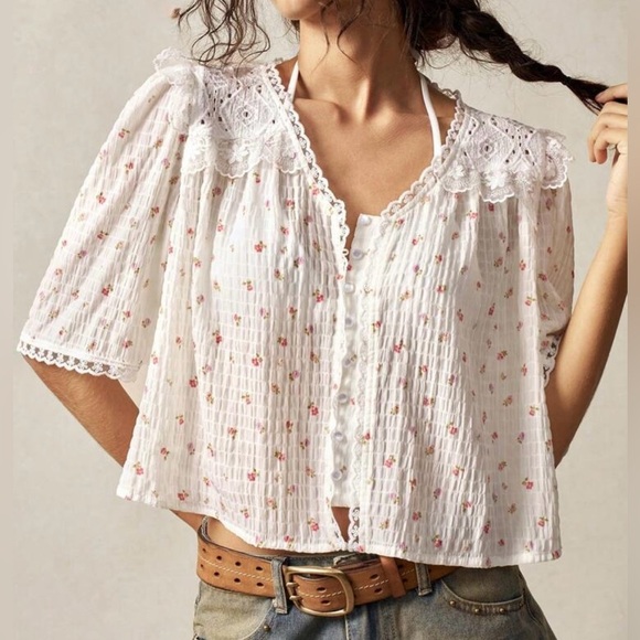 Floral Lace Trim Blouse - White - Picture 2 of 8